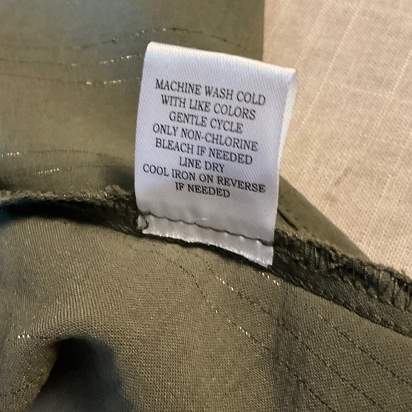 Como Vintage Dark Blouse with Ruffle and Tie - Picture 8 of 8